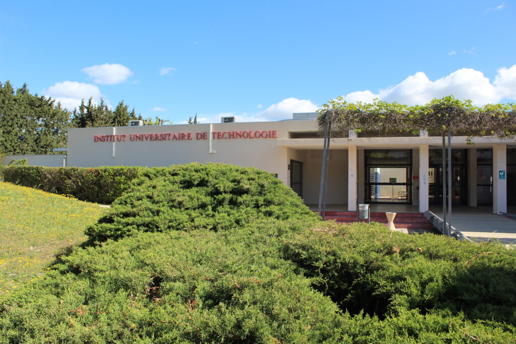 Visuel représentant l'IUT d'Avignon Université.